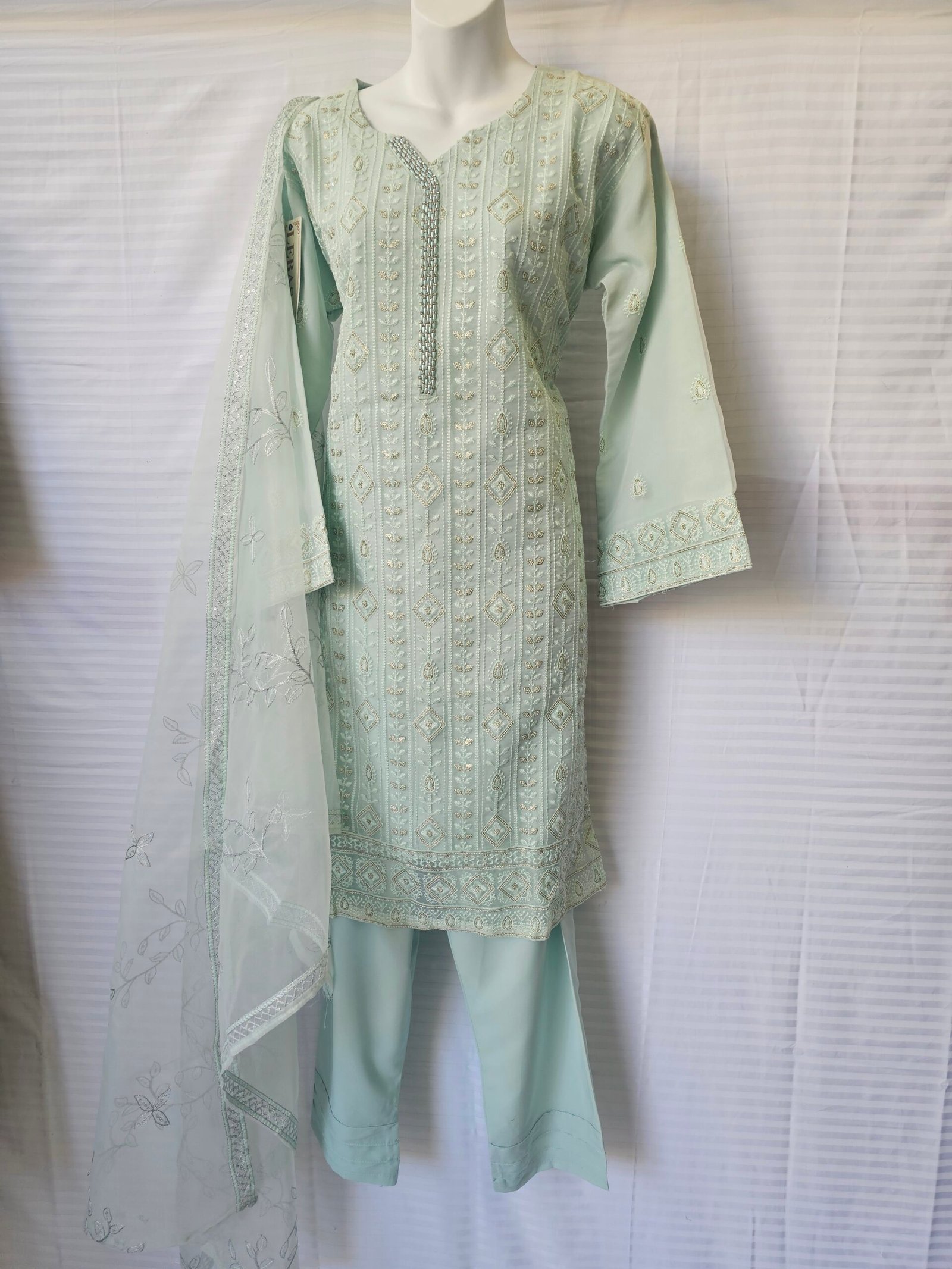 3 Piece Suit – Elegant Stitched Design Sea Green