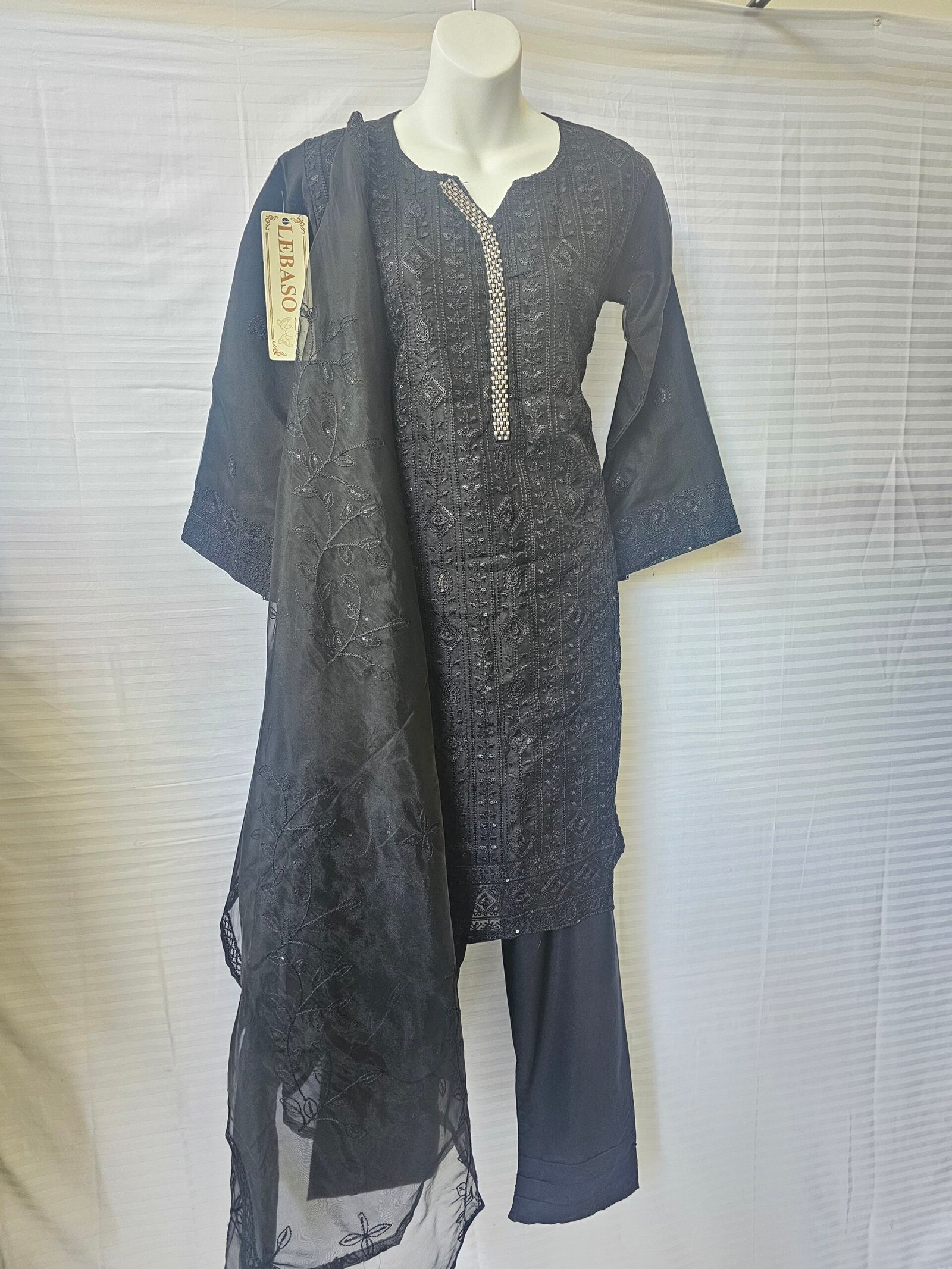 3 Piece Suit – Elegant Stitched Design Black